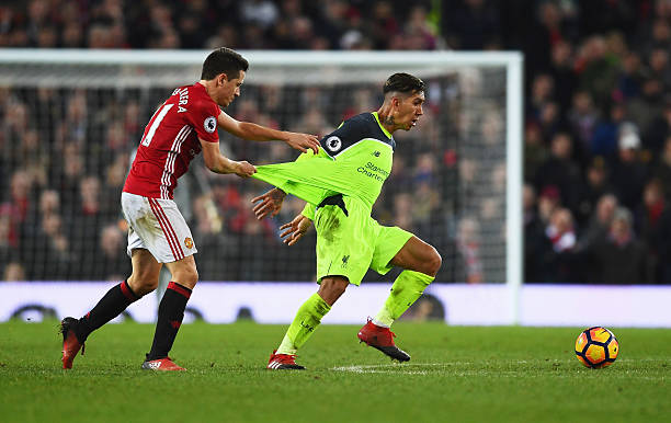 场的每一个 场的每一个